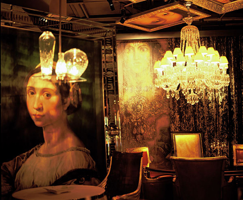 Kina: Lyxklubba i Peking