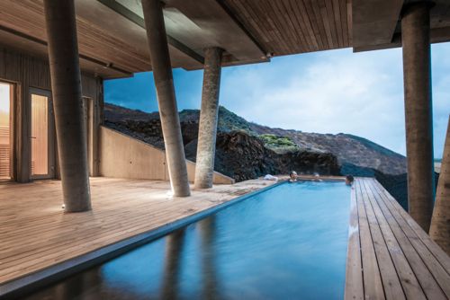 Ett med naturen på Island