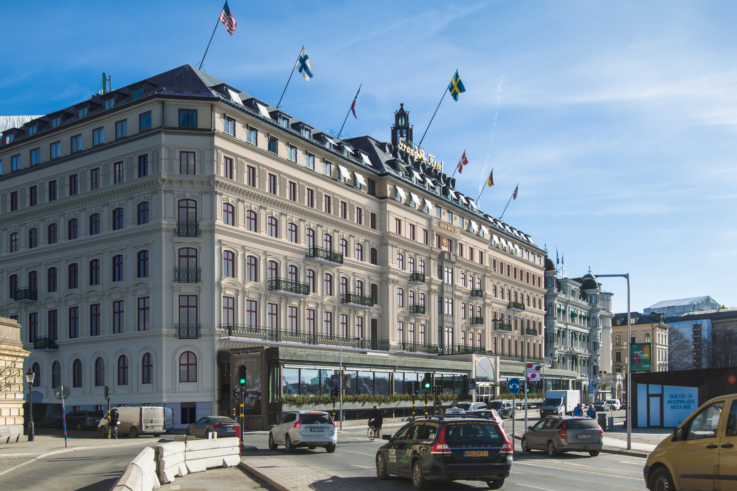 Grand Hôtel får helt ny fasad