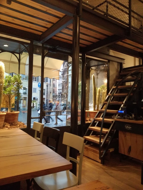 College – Wines & Liquors Food