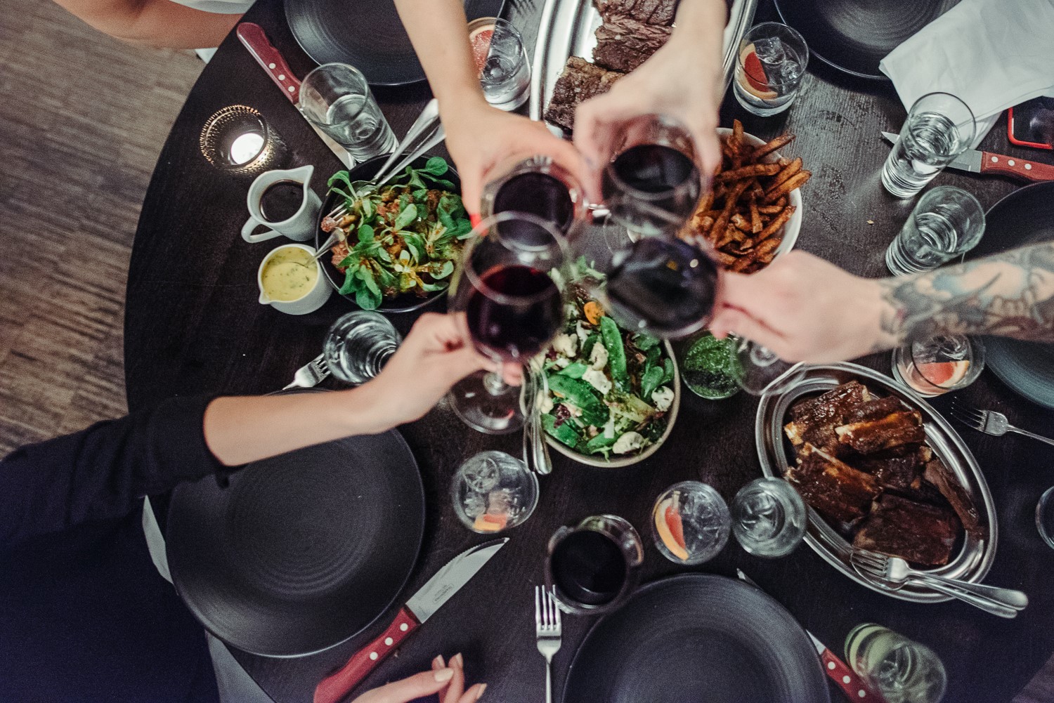 Restaurant & Bar Grotesk