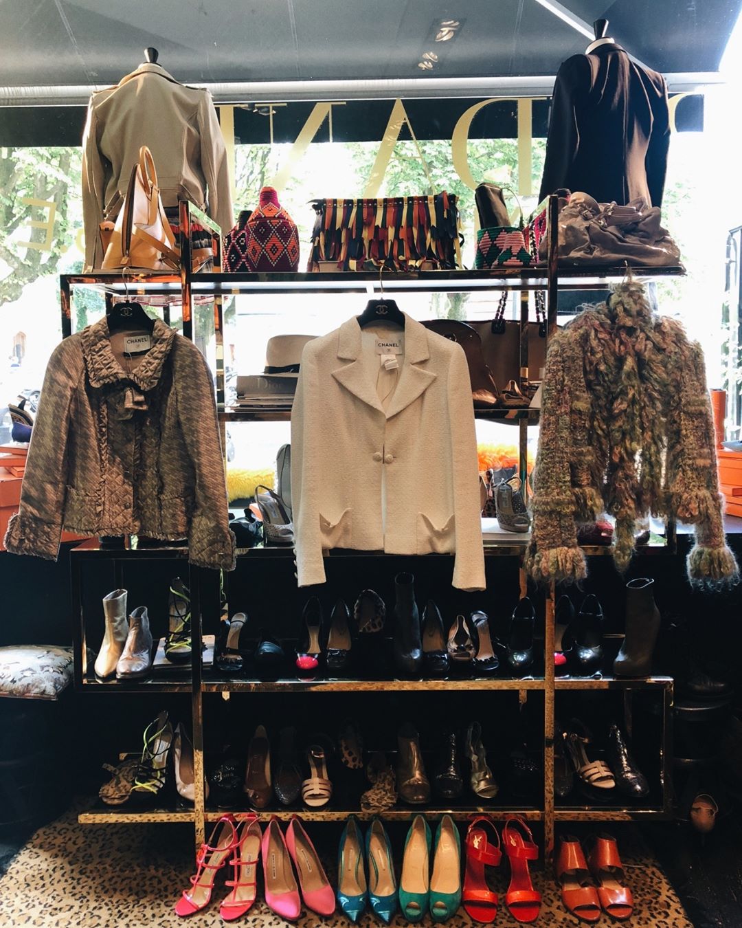 ByDanie Designer Vintage Store