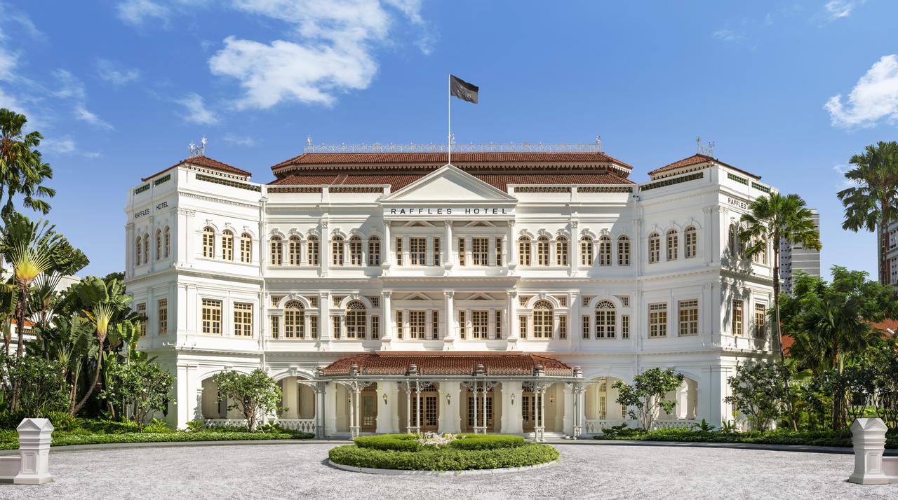Raffles Hotel öppnar igen efter lång renovering