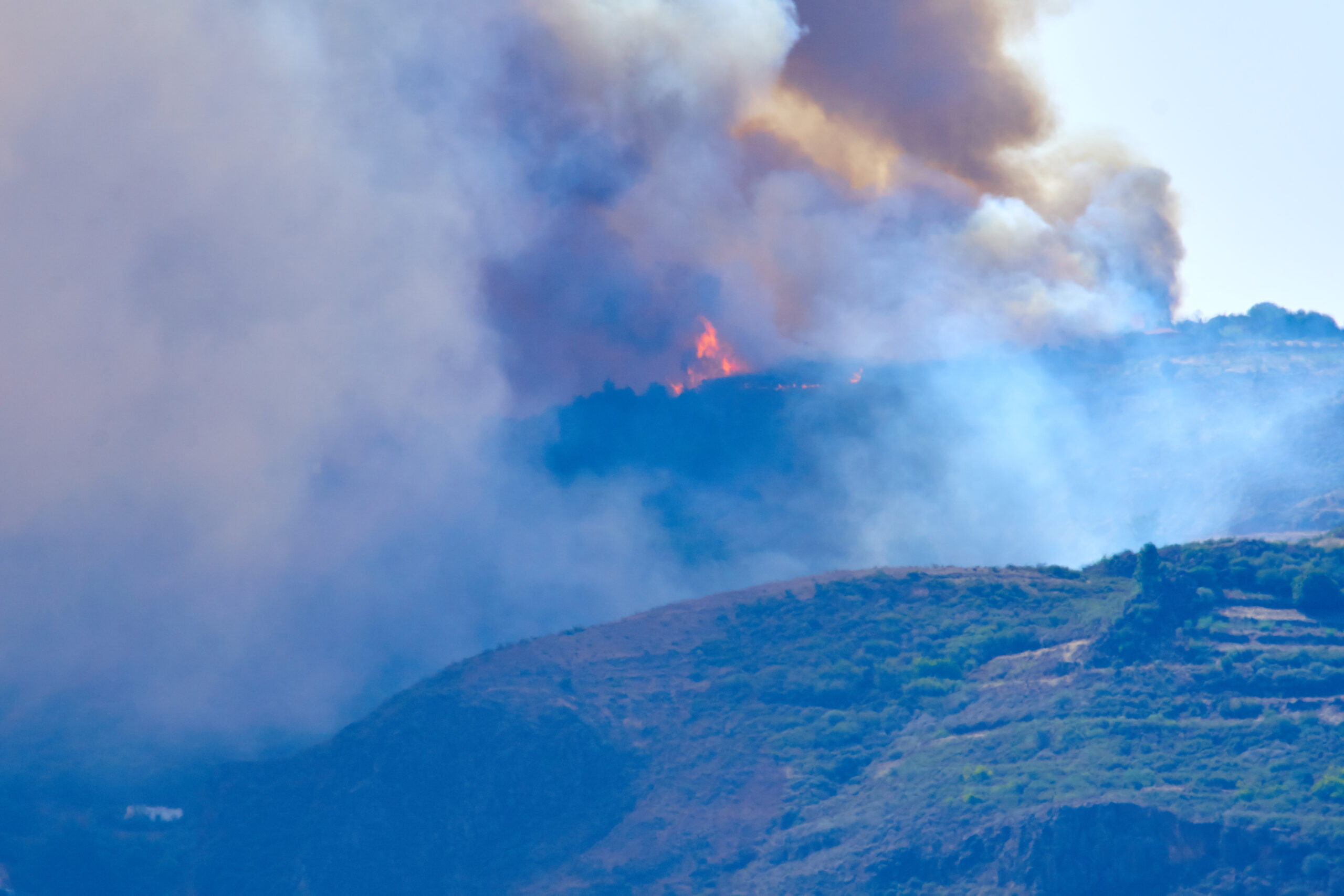 Branden på Gran Canaria sprids – turister varnas