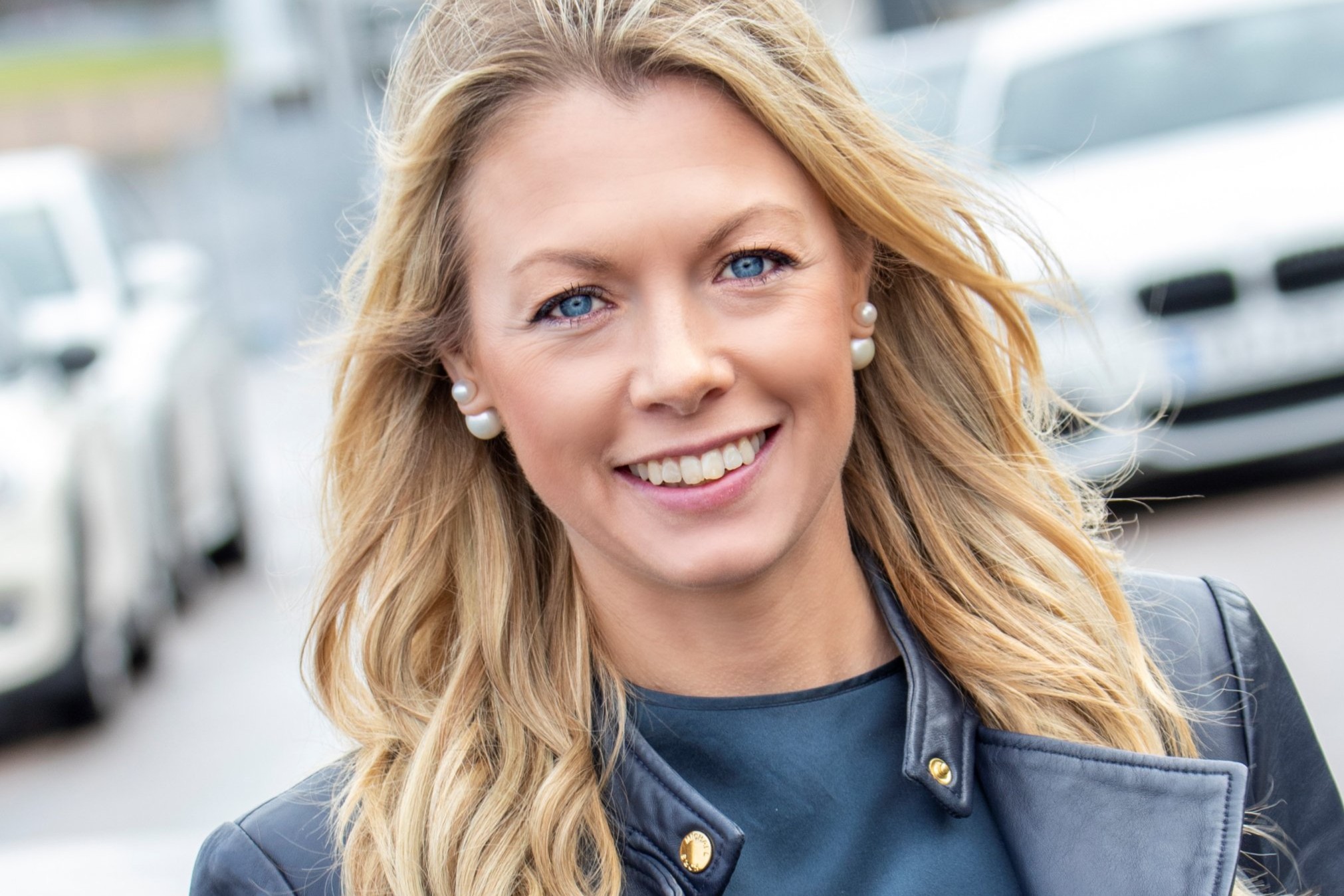 Titta på The Good Mothers | Hela avsnitt | Disney+