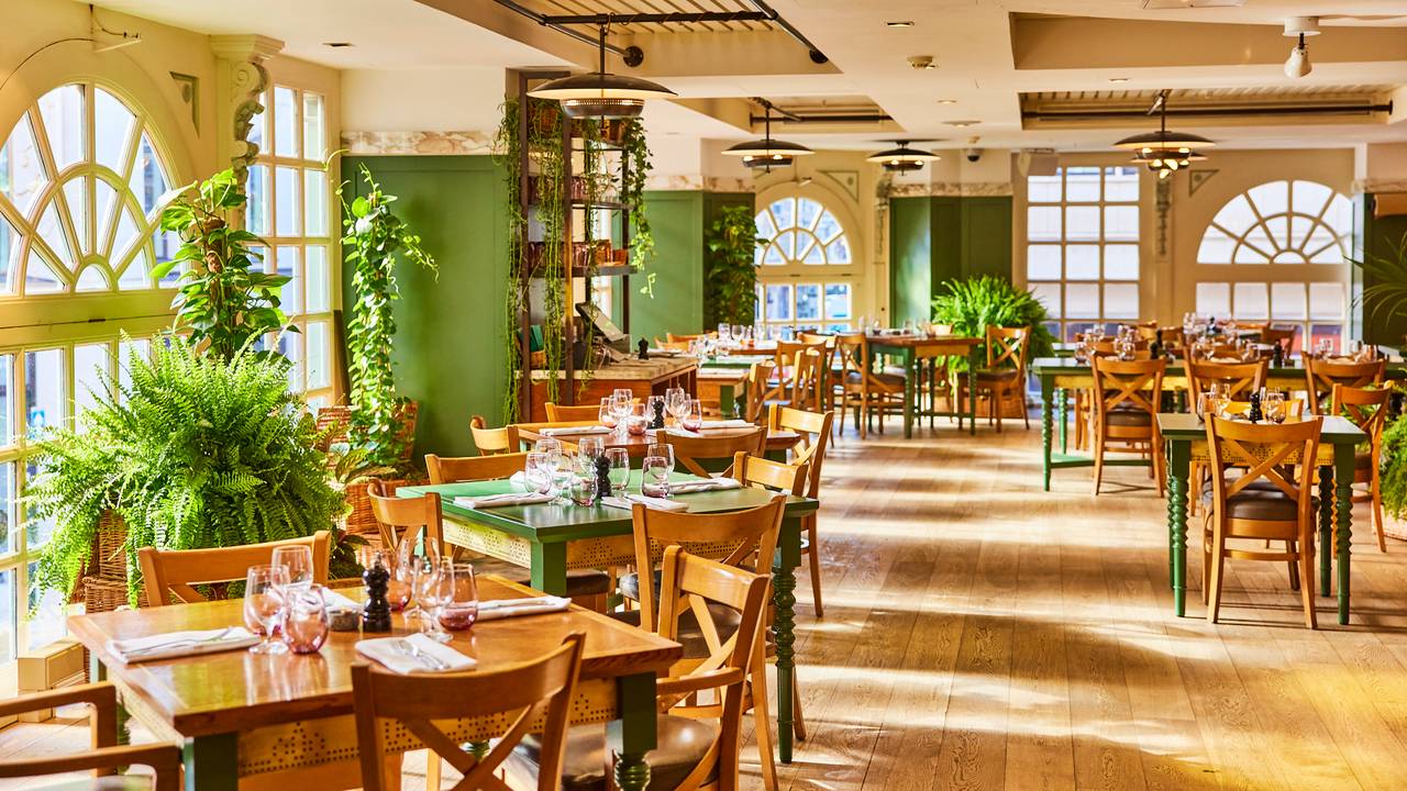 Nya skäl att besöka Fortnum & Mason i London