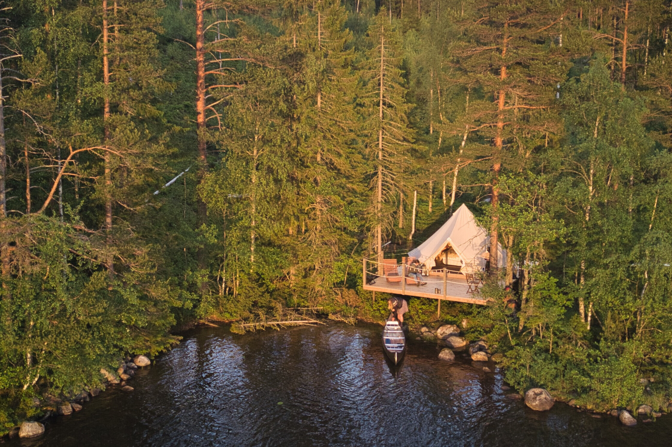 Glampingyra: RES listar 20 tips på lyxcamping i Sverige 2025