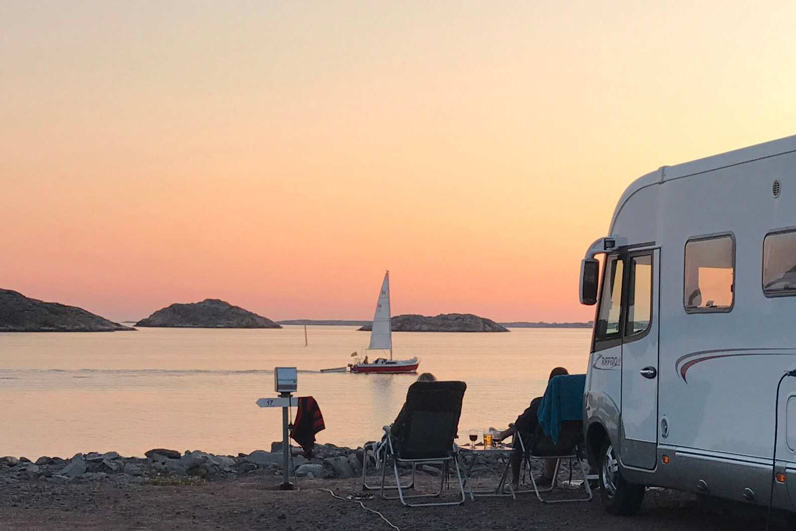 Sveriges 25 bästa ställplatser för husbil 2025