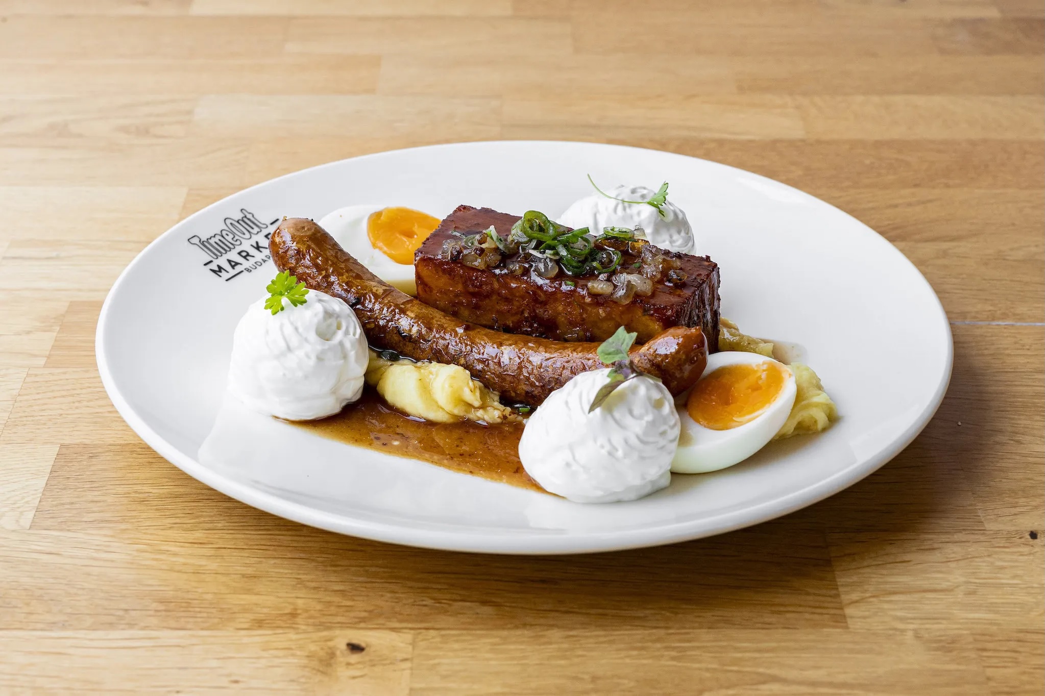 Ny matmarknad i Budapest: Här är alla restauranger på Time Out Market