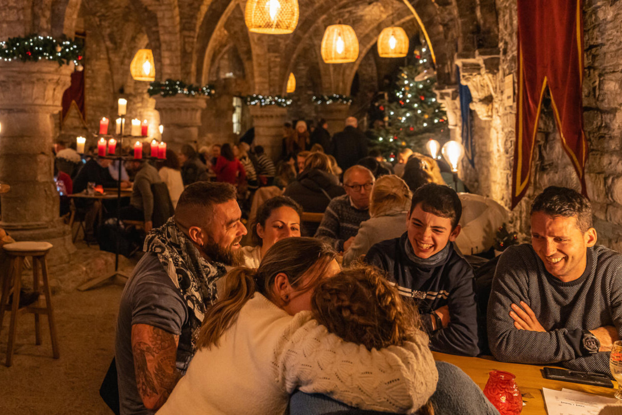 3 vinterbarer i Gent: Glühwein, glitter och gömda rum