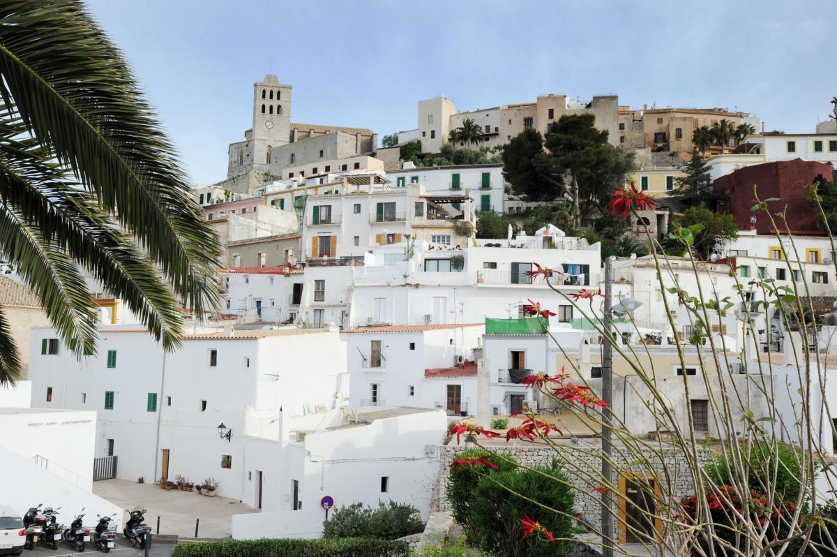 Ibiza & Formentera – lugnet bortom nattklubbarna